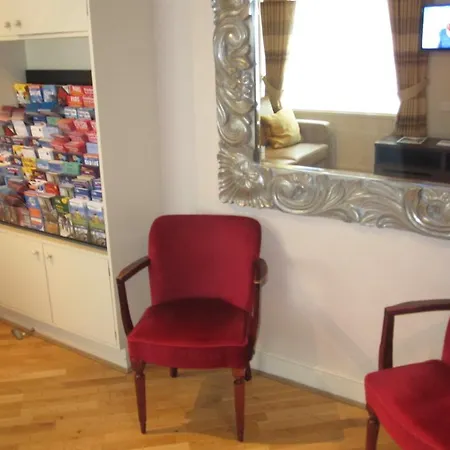 Hotel Mabledon Court London