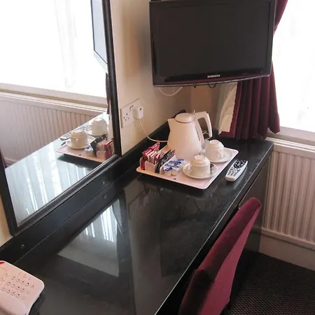 Hotel Mabledon Court London