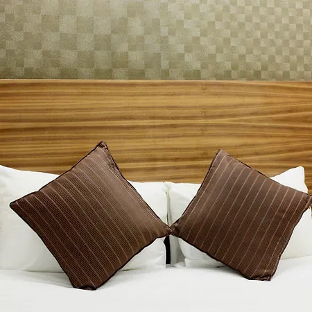 The Park Hotel 2*