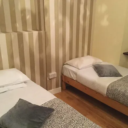 Paddington Otel