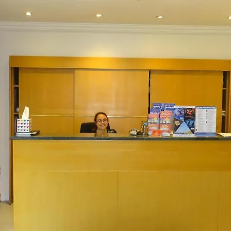 Hotel Americana 3*