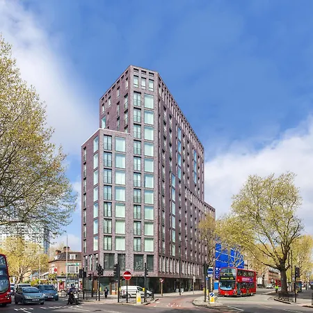 H10 Waterloo Hotel
