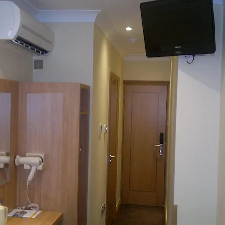 Comfort Hyde Park Värdshus 3*