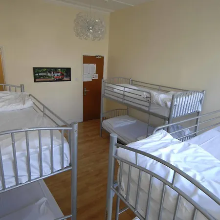 Barkston Earls Court Hostal Londres