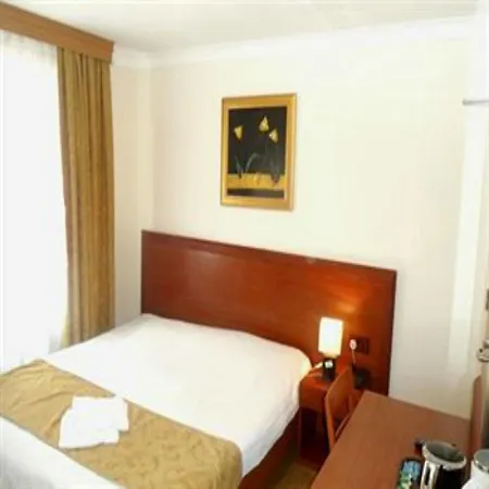Hotel Camden Belmont Londyn