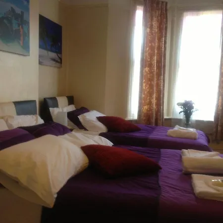 Bed & Breakfast The Crystal Croydon