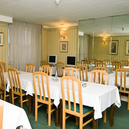 The Georgian Hotel 3*