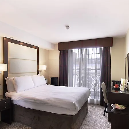 Grand Royale Hyde Park Hotel