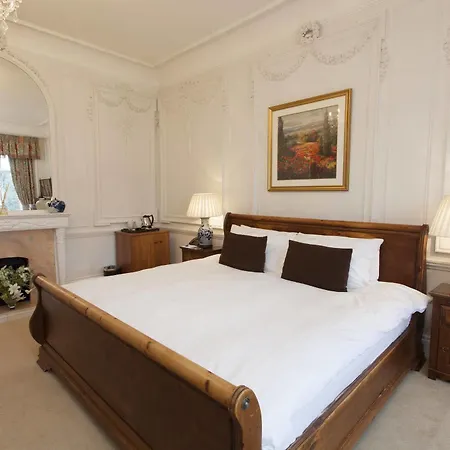 Warren House Hotel