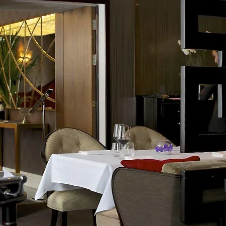 Otel Manchester Street 4*