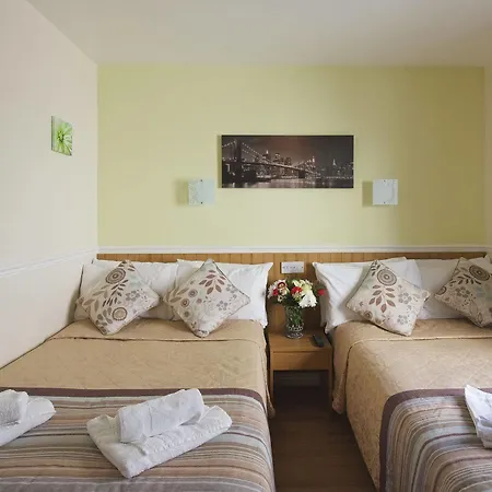 Linden House Hotel 3*