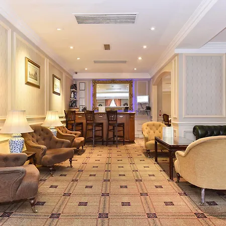 Park Lane Mews فندق 4*