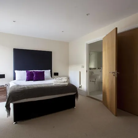 Appartamento Lanterns Court By Bridgestreet *