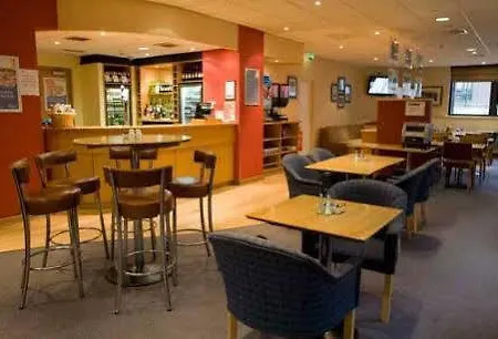 Travelodge Covent Garden Отель Лондон