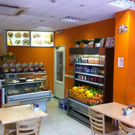 אכסניה Royal Bayswater לונדון