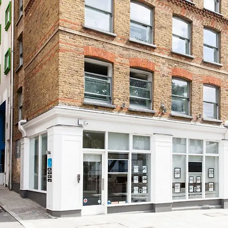 Blueprint - Turnmill Street 4* London