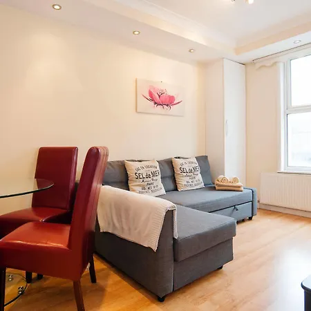 Kings Cross Apartment London