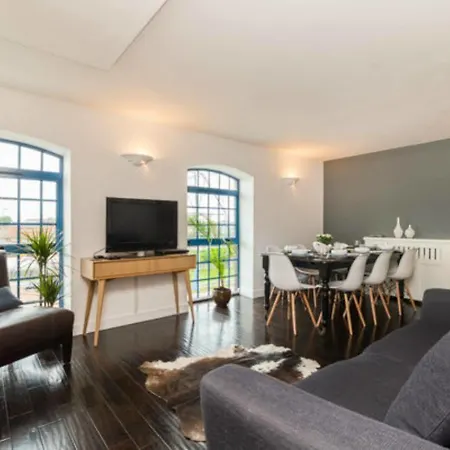 Lejlighed Seagull Lane Serviced London