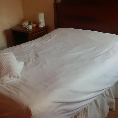 Mary Rose Hotel 2*