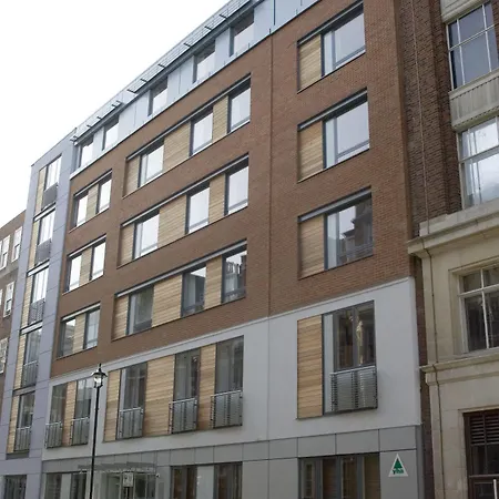 Yha Hostel *
