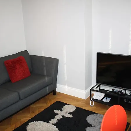 Barons Court Queens Club By Viridian Apartman