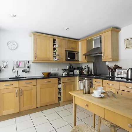 Onefinestay - Shad Thames Private Homes Apartment *