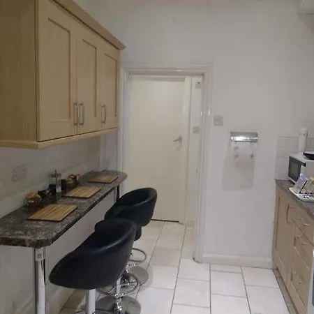 Acton Lodge Guest House London