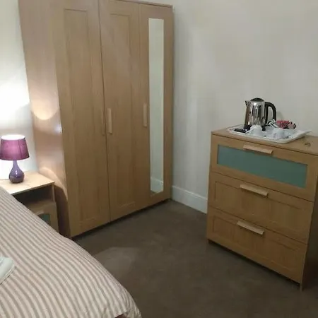 Acton Lodge Guest House Guest house London