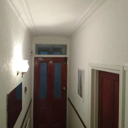 Guest house Acton Lodge Guest House London