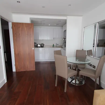 Apartment Protem Lincoln Plaza *