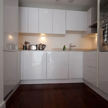 Apartment Protem Lincoln Plaza *