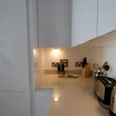 Apartment Protem Lincoln Plaza