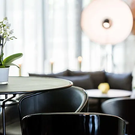 Hotel Park Plaza London, Park Royal Londýn