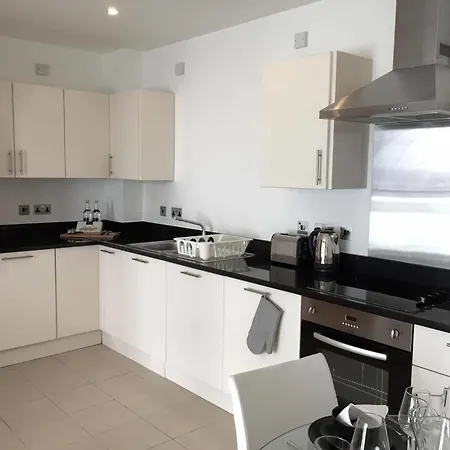 Belvedere Olympic One Eighty Apartment Ilford