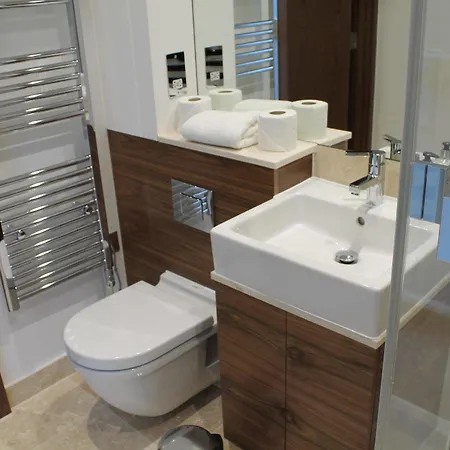 Shoreditch Square Serviced Apartments By Mysquare Hotel London