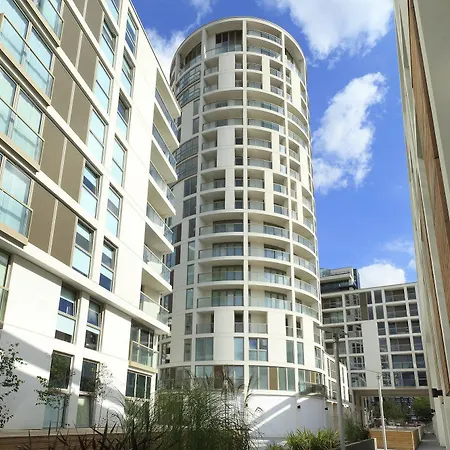 Saco Canary Wharf - Trinity Tower Apart-hotel Londres