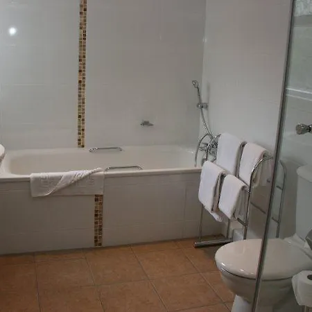 The Harrow 3*