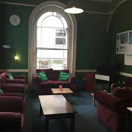 Hostel Yha St Paul's