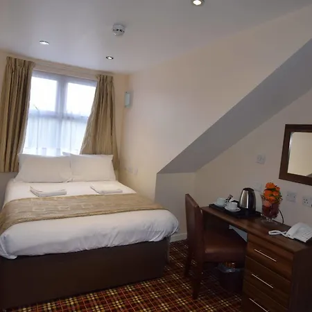 Hotel Lucky 8 3*