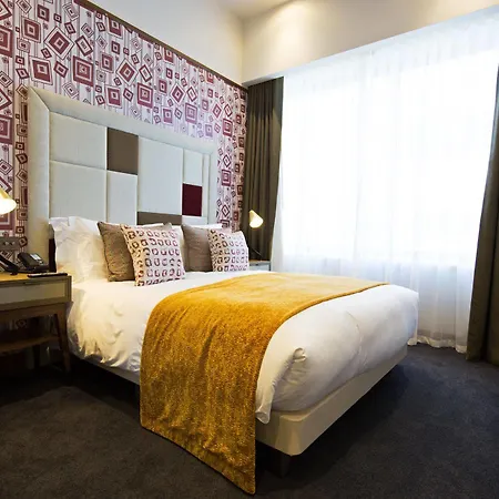 Devonshire Club &