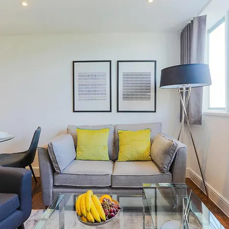Swiss One Apartment *