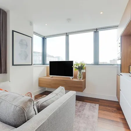 Swiss One Apartment *