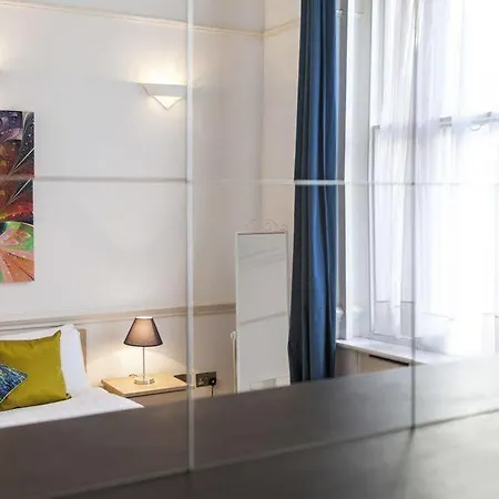 Club Living - Hyde Park & Paddington Appartement