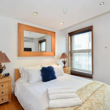 The Leicester Square Collection Apartment *