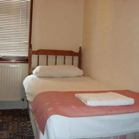 Best Inn Hotel 2*
