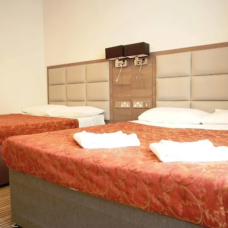 Comfotel Prpl Bed & Breakfast 3*