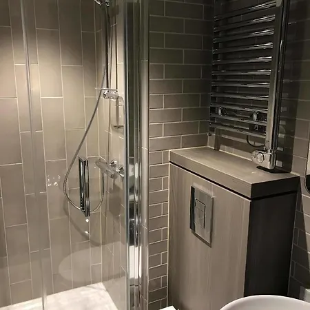 Western Vauxhall 4* Londra