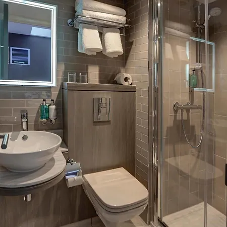 Hotel Western Vauxhall 4*