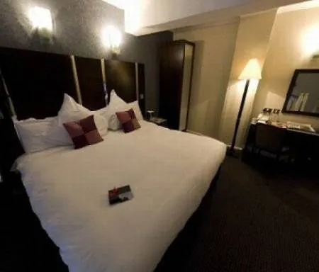 Park Grand Hyde Park Otel 4*
