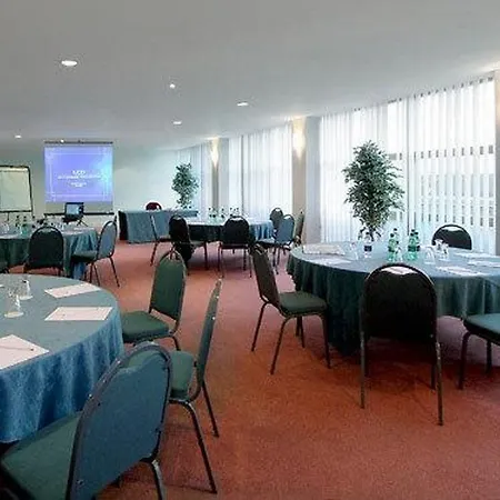 Hotel St Giles Heathrow - A St Giles 3*